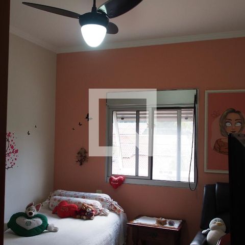 Casa à venda com 178m², 3 quartos e 2 vagasQuarto 2