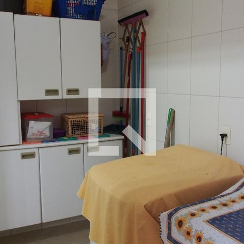 Casa à venda com 178m², 3 quartos e 2 vagasÁrea de Serviço