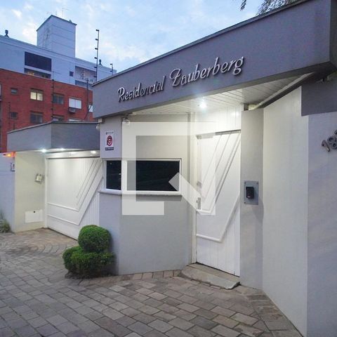 Apartamento para alugar com 315m², 4 quartos e 3 vagasFachada