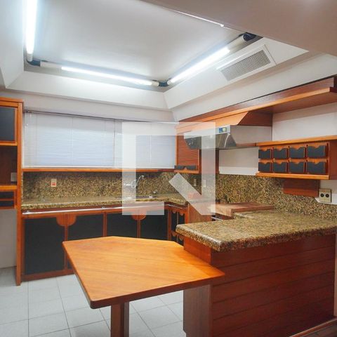 Apartamento para alugar com 315m², 4 quartos e 3 vagasCozinha
