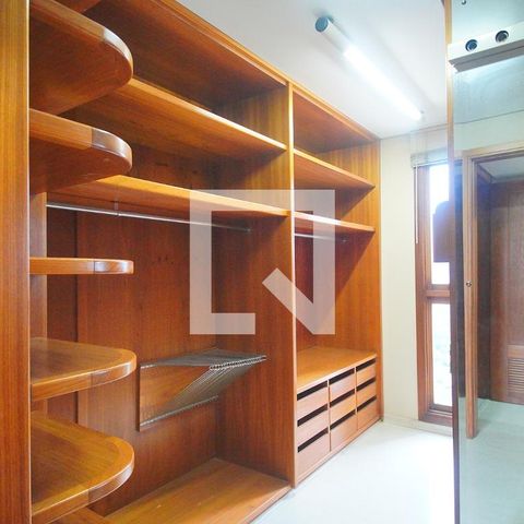 Apartamento para alugar com 315m², 4 quartos e 3 vagasCloset 2