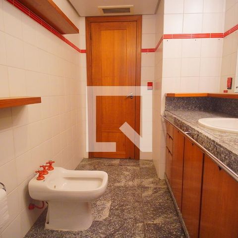 Apartamento para alugar com 315m², 4 quartos e 3 vagasBanheiro 2