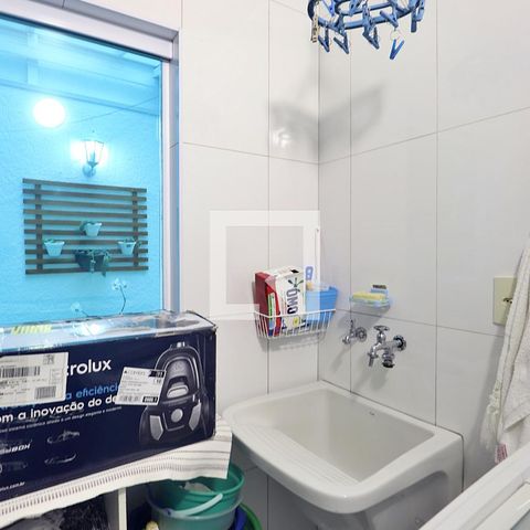 Casa à venda com 238m², 3 quartos e 3 vagasÁrea de Serviço