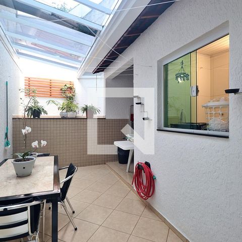 Casa à venda com 238m², 3 quartos e 3 vagasQuintal