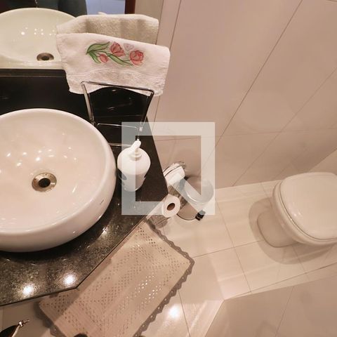Casa à venda com 238m², 3 quartos e 3 vagasLavabo