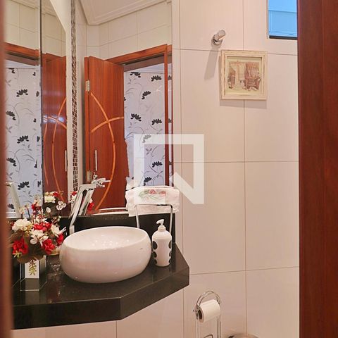 Casa à venda com 238m², 3 quartos e 3 vagasLavabo