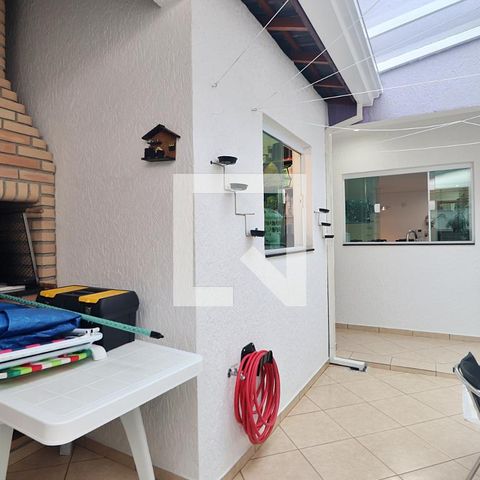 Casa à venda com 238m², 3 quartos e 3 vagasQuintal