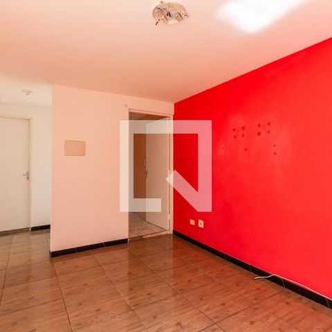 Apartamento à venda com 47m², 2 quartos e 1 vaga Apartamento à venda com 47m², 2 quartos e 1 vagaSala