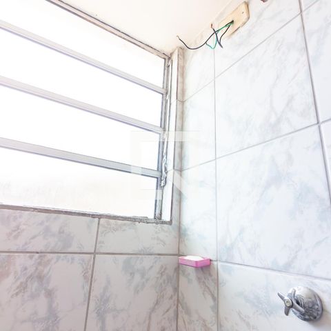 Apartamento à venda com 47m², 2 quartos e 1 vaga Apartamento à venda com 47m², 2 quartos e 1 vagaBanheiro