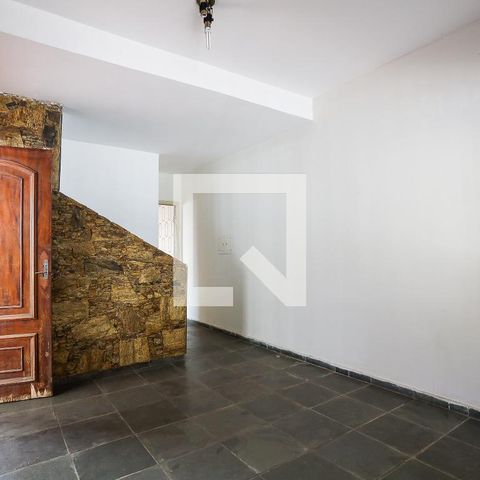 Casa para alugar com 150m², 3 quartos e 2 vagasSala 