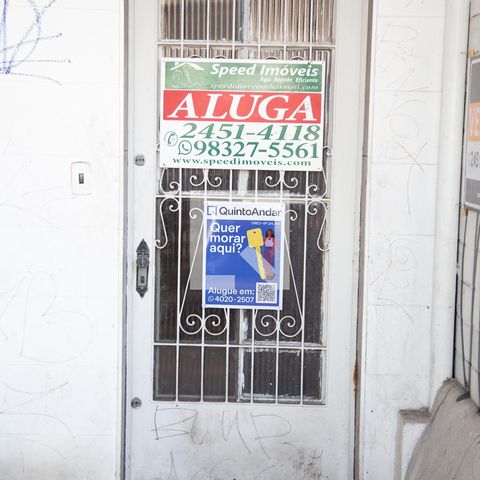 Casa para alugar com 400m², 4 quartos e sem vaga Casa para alugar com 400m², 4 quartos e sem vagaFachada