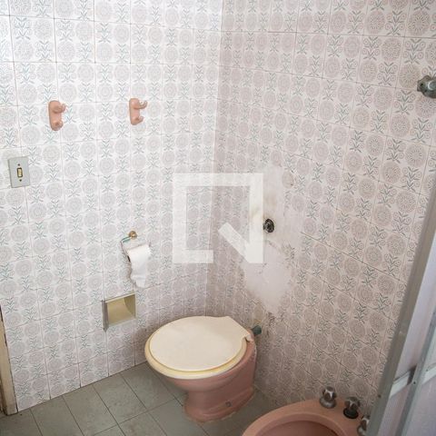 Casa para alugar com 400m², 4 quartos e sem vaga Casa para alugar com 400m², 4 quartos e sem vagaBanheiro Social
