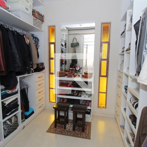 Apartamento à venda com 523m², 5 quartos e 5 vagasCloset 
