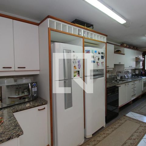 Apartamento à venda com 523m², 5 quartos e 5 vagasCozinha 