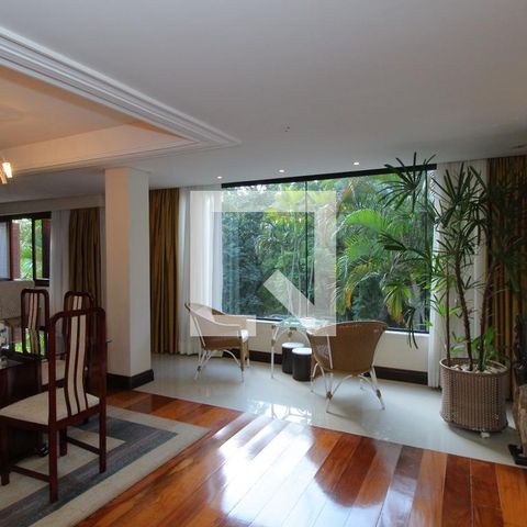 Apartamento à venda com 523m², 5 quartos e 5 vagasSala  de Jantar 
