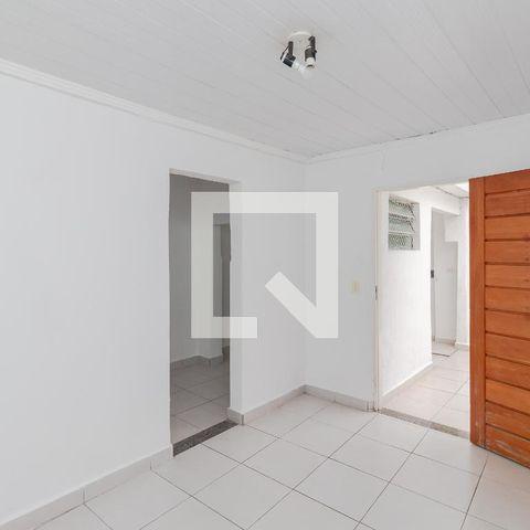 Casa à venda com 55m², 1 quarto e 1 vagaSala