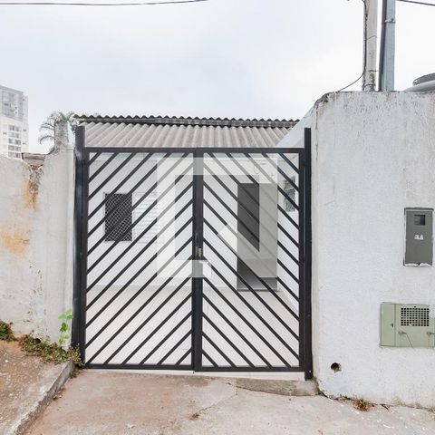 Casa à venda com 55m², 1 quarto e 1 vagaFachada
