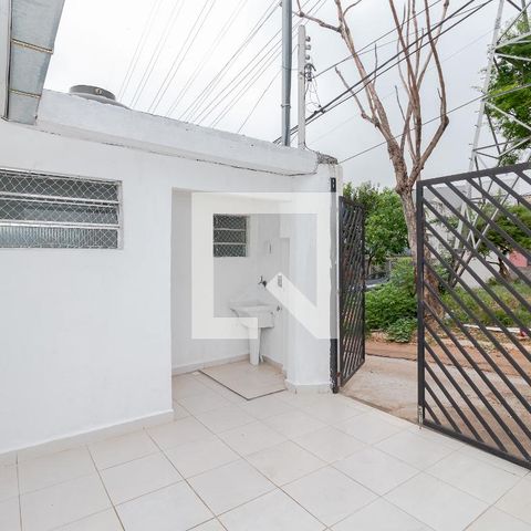 Casa à venda com 55m², 1 quarto e 1 vagaÁrea de Serviço