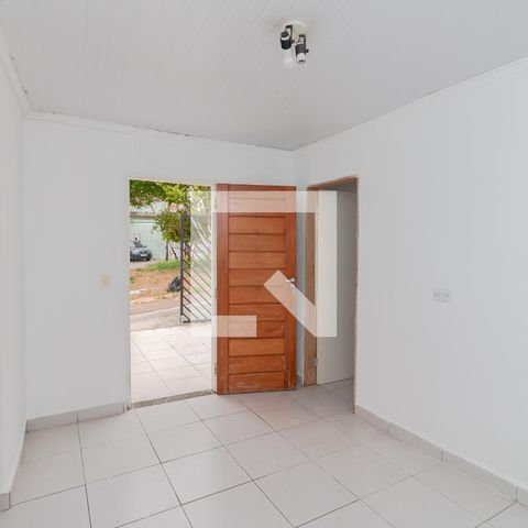 Casa à venda com 55m², 1 quarto e 1 vagaSala