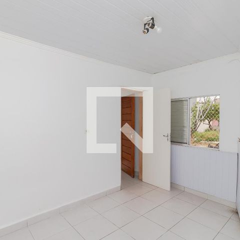 Casa à venda com 55m², 1 quarto e 1 vagaQuarto