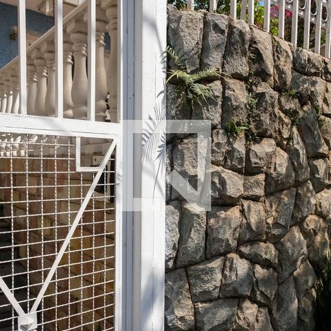 Casa à venda com 330m², 5 quartos e 2 vagasFachada do bloco