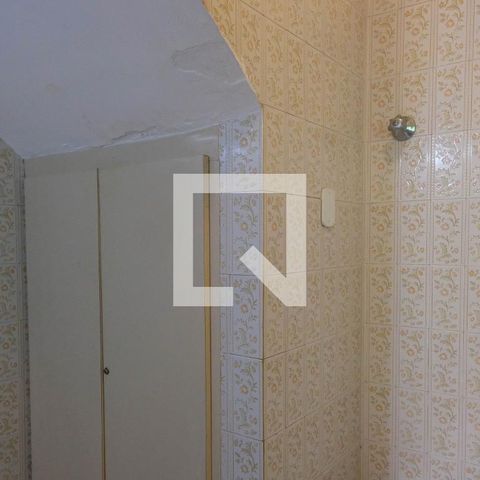 Casa à venda com 330m², 5 quartos e 2 vagasBanheiro