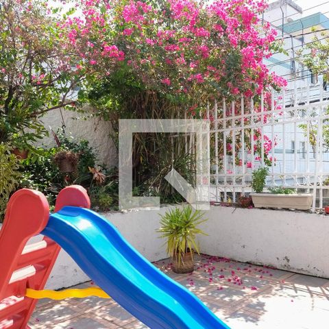 Casa à venda com 330m², 5 quartos e 2 vagasÁrea comum