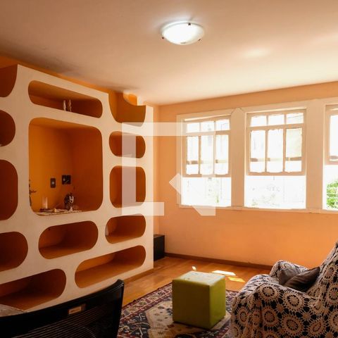 Casa à venda com 330m², 5 quartos e 2 vagasQuarto 2