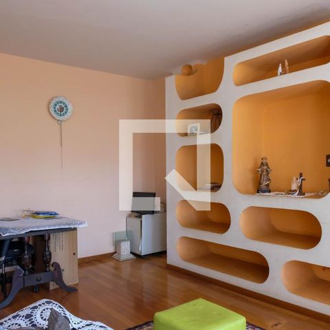 Casa à venda com 330m², 5 quartos e 2 vagasQuarto 2