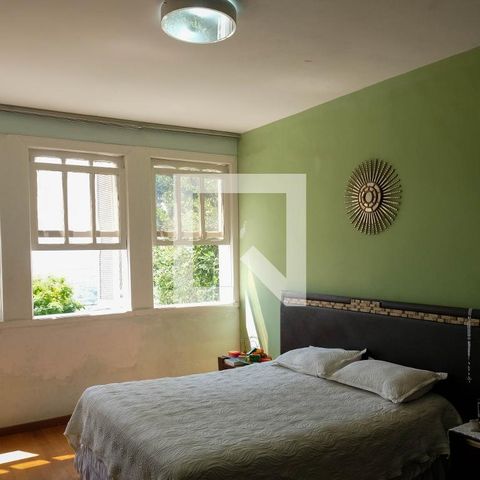 Casa à venda com 330m², 5 quartos e 2 vagasQuarto 1