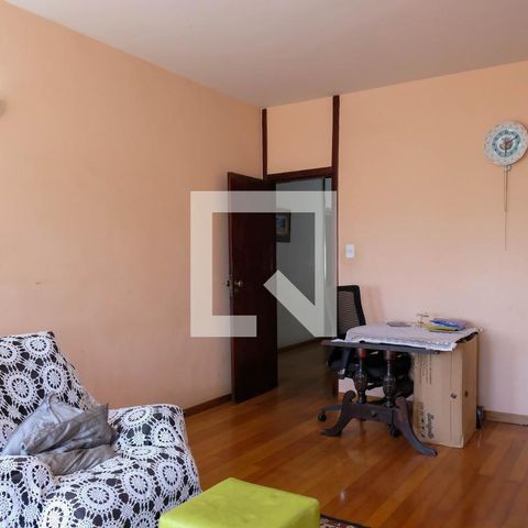 Casa à venda com 330m², 5 quartos e 2 vagasQuarto 2