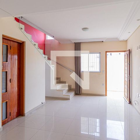 Casa de condomínio à venda com 58m², 2 quartos e 1 vagaSala