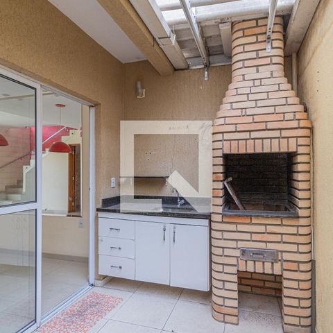 Casa de condomínio à venda com 58m², 2 quartos e 1 vagaChurrasqueira