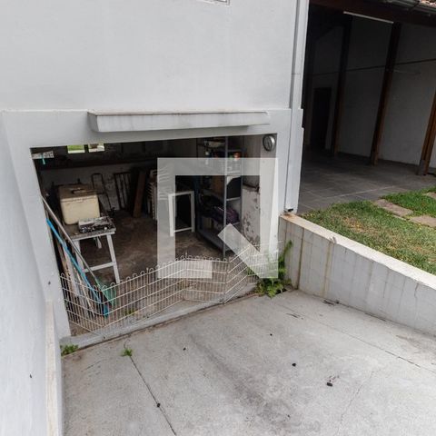 Casa à venda com 64m², 2 quartos e 1 vagaQuarto de serviço