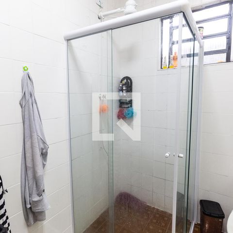 Casa à venda com 64m², 2 quartos e 1 vagaBanheiro
