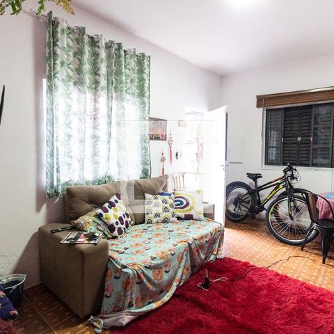 Casa à venda com 64m², 2 quartos e 1 vagaSala