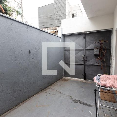 Casa à venda com 64m², 2 quartos e 1 vagaGaragem