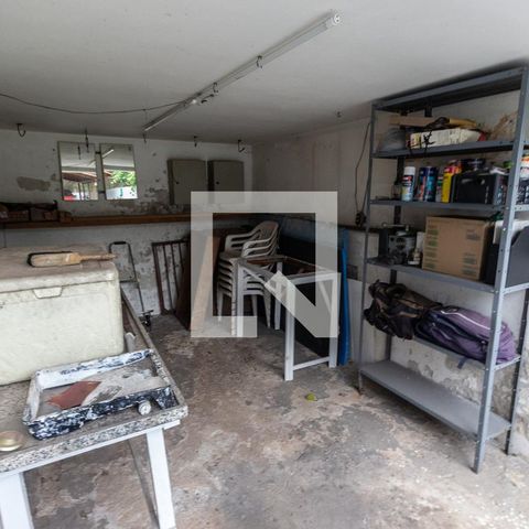 Casa à venda com 64m², 2 quartos e 1 vagaQuarto de serviço