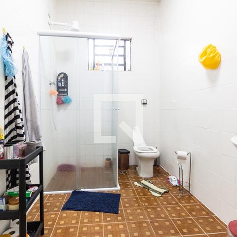 Casa à venda com 64m², 2 quartos e 1 vagaBanheiro