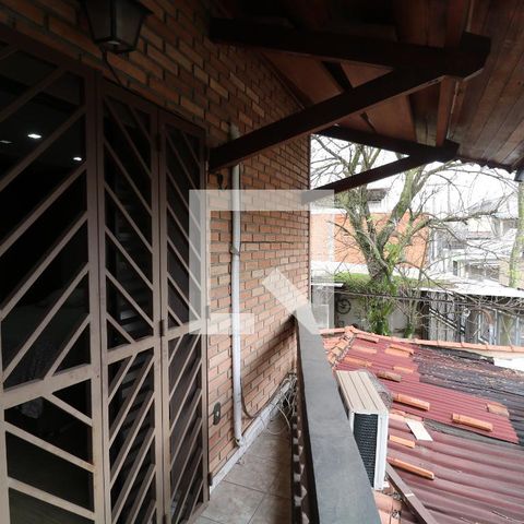 Casa à venda com 300m², 3 quartos e 5 vagasVaranda do Quarto 1