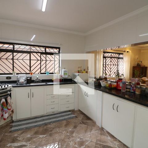 Casa à venda com 300m², 3 quartos e 5 vagasCozinha