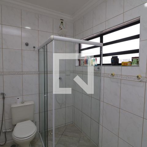Casa à venda com 300m², 3 quartos e 5 vagasBanheiro do Quarto 3