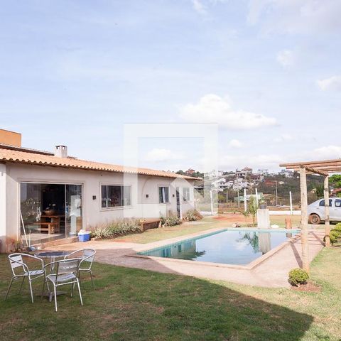 Casa de condomínio à venda com 800m², 5 quartos e 5 vagasQuintal/ piscina