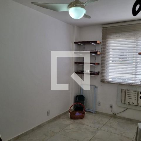 Apartamento à venda com 70m², 3 quartos e 1 vaga Apartamento à venda com 70m², 3 quartos e 1 vagaQuarto 1