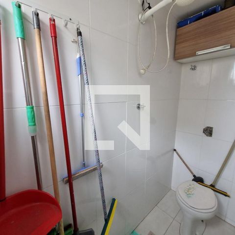 Apartamento à venda com 70m², 3 quartos e 1 vaga Apartamento à venda com 70m², 3 quartos e 1 vagaBanheiro de Serviço