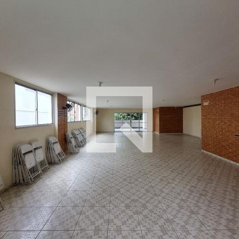Apartamento à venda com 70m², 3 quartos e 1 vaga Apartamento à venda com 70m², 3 quartos e 1 vagaÁrea comum - Salão de festas