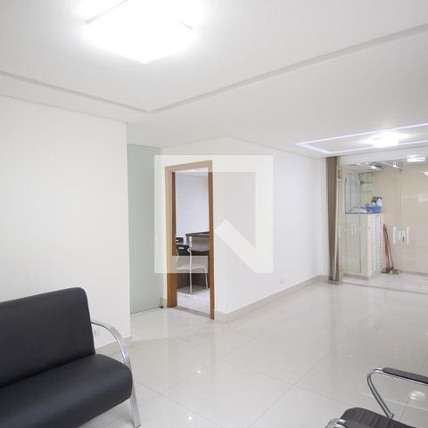 Casa à venda com 158m², 3 quartos e 3 vagasSala
