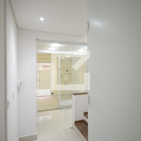 Casa à venda com 158m², 3 quartos e 3 vagasCorredor