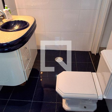 Casa à venda com 192m², 2 quartos e 2 vagasBanheiro