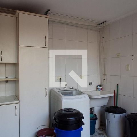 Casa à venda com 192m², 2 quartos e 2 vagasÁrea de Serviço
